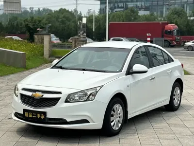 Chevrolet Cruze · 2015 год
