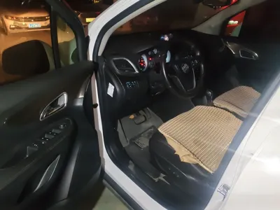 Buick Encore 2015, 70900 км, за 27628.49 CNY - фото 17