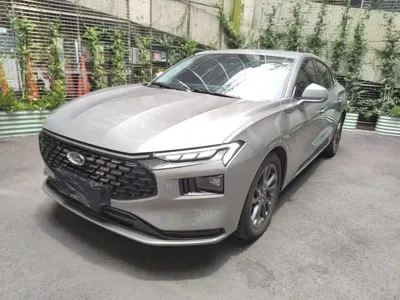 Ford Mondeo · 2025 год