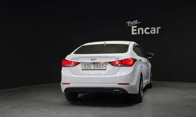 Hyundai Avante 2014, 121052 км, за 4990000 KRW
