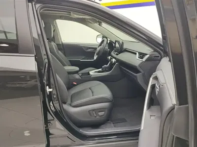 Toyota RAV4 2024, 40900 км, за 129300 CNY - фото 8