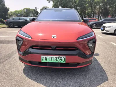 Nio ES6 2020, 70000 км, за 109800 CNY