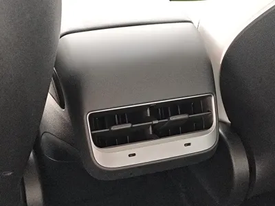 Tesla Model 3 2022, 70000 км, за 129800 CNY - фото 18