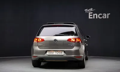 Volkswagen Golf 2013, 124757 км, за 7900000 KRW