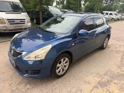 Nissan Tiida · 2011 год