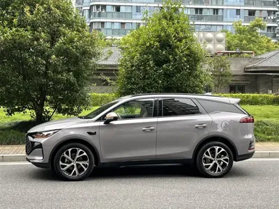 BYD Tang New Energy 2025, 3500 км, за 139000 CNY
