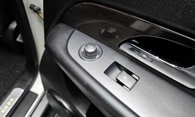 KG_Mobility_Ssangyong Rexton 2011, 222537 км, за 2500000 KRW - фото 19
