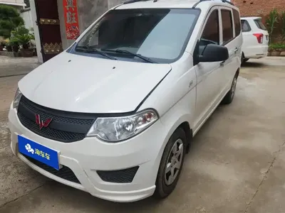 Wuling Hongguang 2022, 85100 км, за 25000 CNY - фото 1