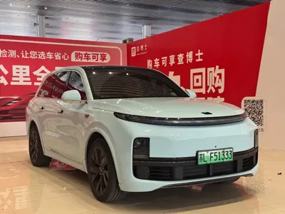 Li Auto Li L8 2023, 50000 км, за 198000 CNY - фото 3
