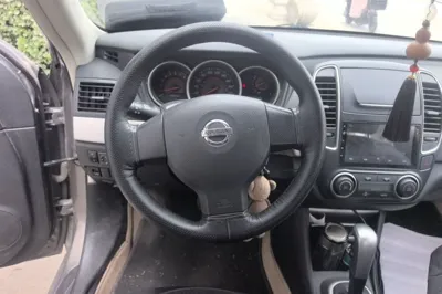 Nissan Sylphy 2016, 60400 км, за 42552.19 CNY - фото 7