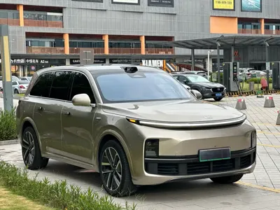 Li Auto Li L9 2023, 77000 км, за 229800 CNY