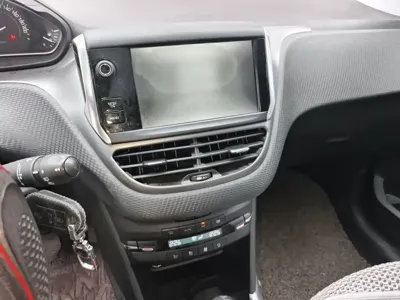 Peugeot 2008 2016, 37100 км, за 27799 CNY - фото 6