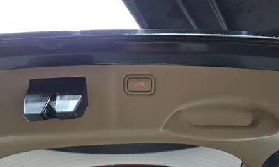 Kia Canival 2019, 71569 км, за 22000000 KRW - фото 19