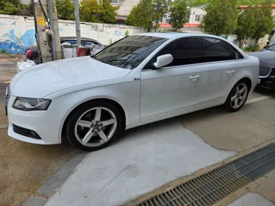 Audi A4 2011, 59000 км, за 10000000 KRW