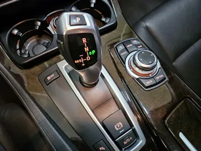 BMW 5-Series 2010, 64729 км, за 11500000 KRW - фото 9