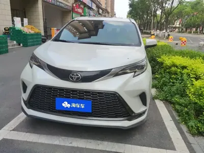 Toyota Granvia 2024, 59200 км, за 216000 CNY
