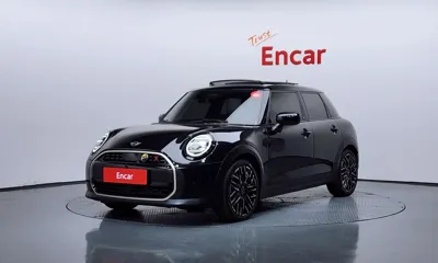MINI Cooper · 2025 год