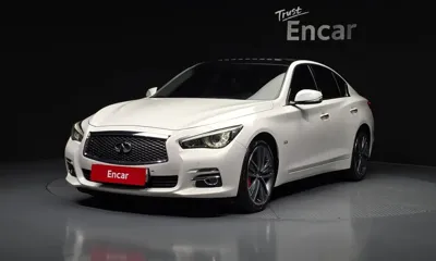 Infiniti Q50 · 2015 год