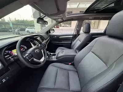 Toyota Highlander 2015, 130000 км, за 79800 CNY - фото 7