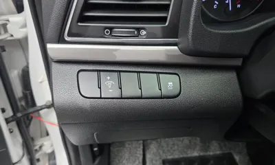 Hyundai Avante 2016, 158379 км, за 5900000 KRW - фото 14