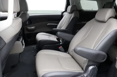 Kia Canival 2025, 18268 км, за 39200000 KRW - фото 8