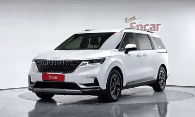 Kia Canival · 2023 год