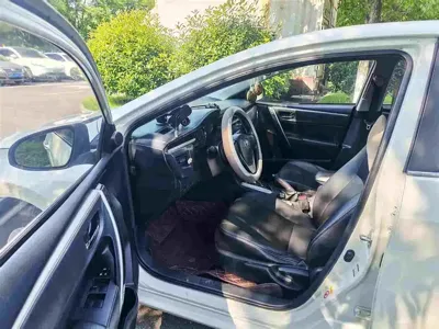 Toyota Corolla 2017, 165000 км, за 35800 CNY - фото 7