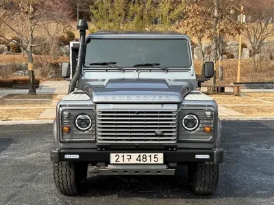 Land Rover Defender 2012, 26250 км, за 102000000 KRW