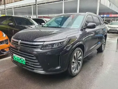 AITO 问界 AITO M7 · 2025 год