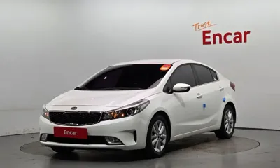 Kia K3 · 2016 год