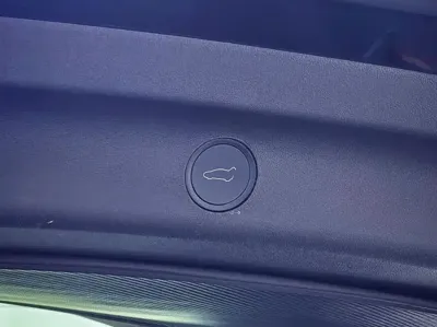 Tesla Model Y 2022, 70000 км, за 146800 CNY - фото 26