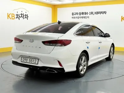 Hyundai Sonata 2018, 84381 км, за 11500000 KRW