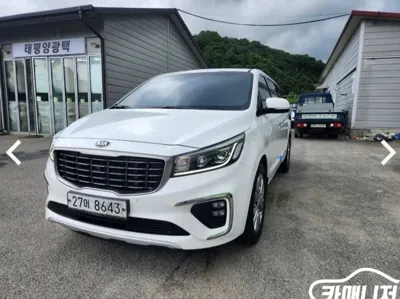 Kia Canival · 2019 год