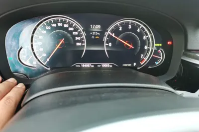 BMW 5 Series 2018, 164000 км, за 120004.55 CNY - фото 12