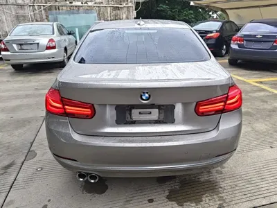 BMW 3 Series 2019, 90300 км, за 80300 CNY - фото 6