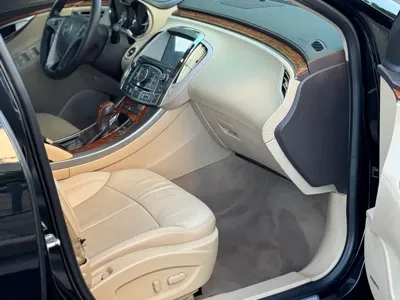 Buick LaCrosse 2010, 110000 км, за 9500 CNY
