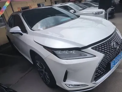 Lexus RX 2022, 20000 км, за 198000 CNY
