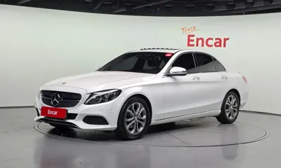 Mercedes-Benz C-Class · 2017 год