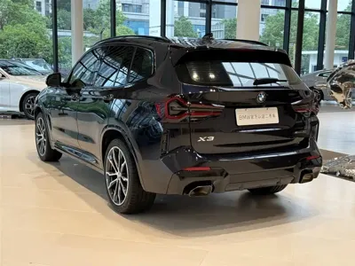 BMW X3 2022, 72800 км, за 188800 CNY