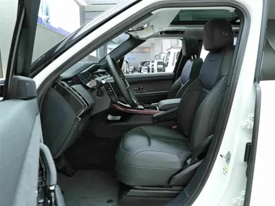 Land Rover Sport 2026, 8300 км, за 658000 CNY - фото 11