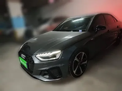 Audi A4L · 2023 год
