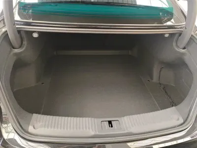Hongqi Hongqi H5 2023, 42300 км, за 95000 CNY