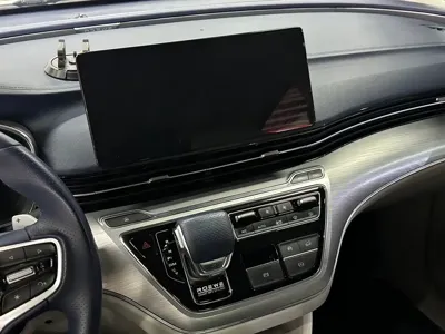 Roewe iMAX8 2021, 50000 км, за 73000 CNY - фото 7