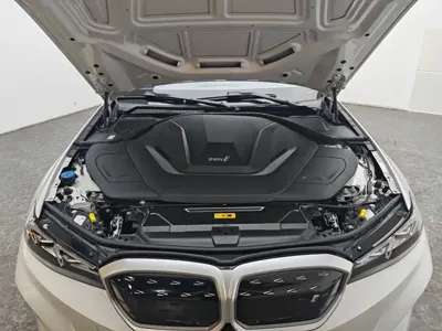 BMW i3 2023, 54200 км, за 129800 CNY - фото 13