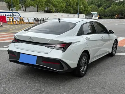 Hyundai Elantra 2024, 30000 км, за 51800 CNY