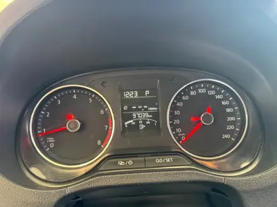 Volkswagen Polo 2016, 97000 км, за 29800 CNY