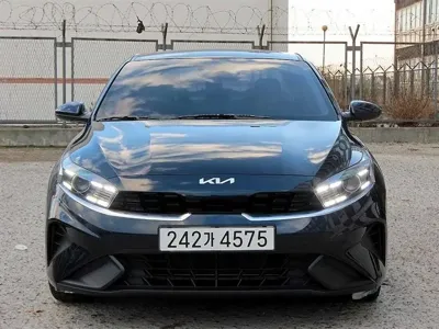 Kia K3 · 2022 год