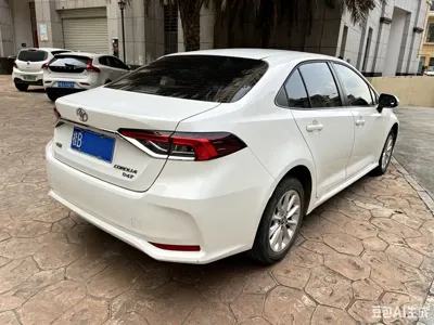 Toyota Corolla 2023, 36000 км, за 63800 CNY
