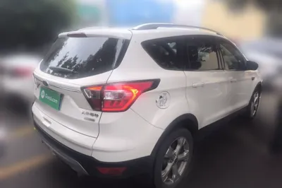 Ford Kuga 2017, 119500 км, за 43398.24 CNY - фото 6