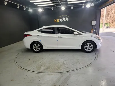 Hyundai Avante 2012, 213869 км, за 2900000 KRW - фото 8